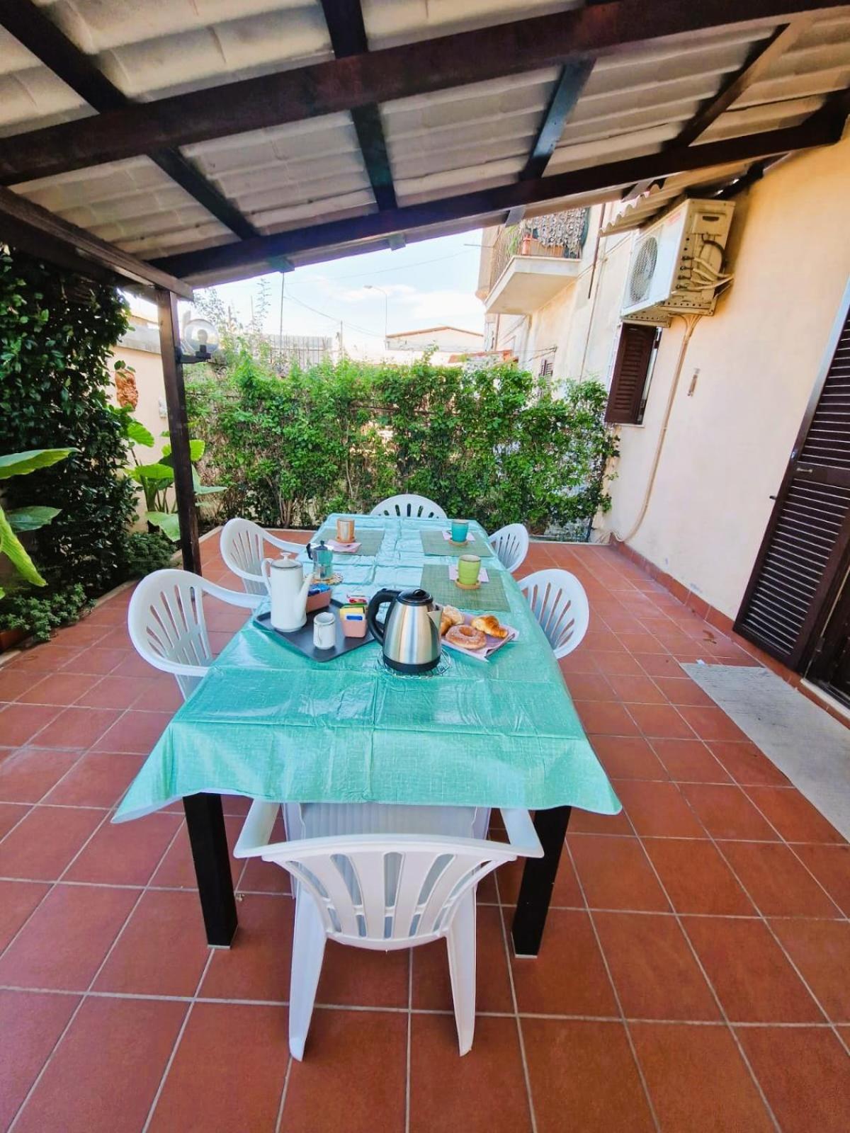 Appartamento Per Chi Ama Prendere Il Caffe In Terrazzo روما المظهر الخارجي الصورة