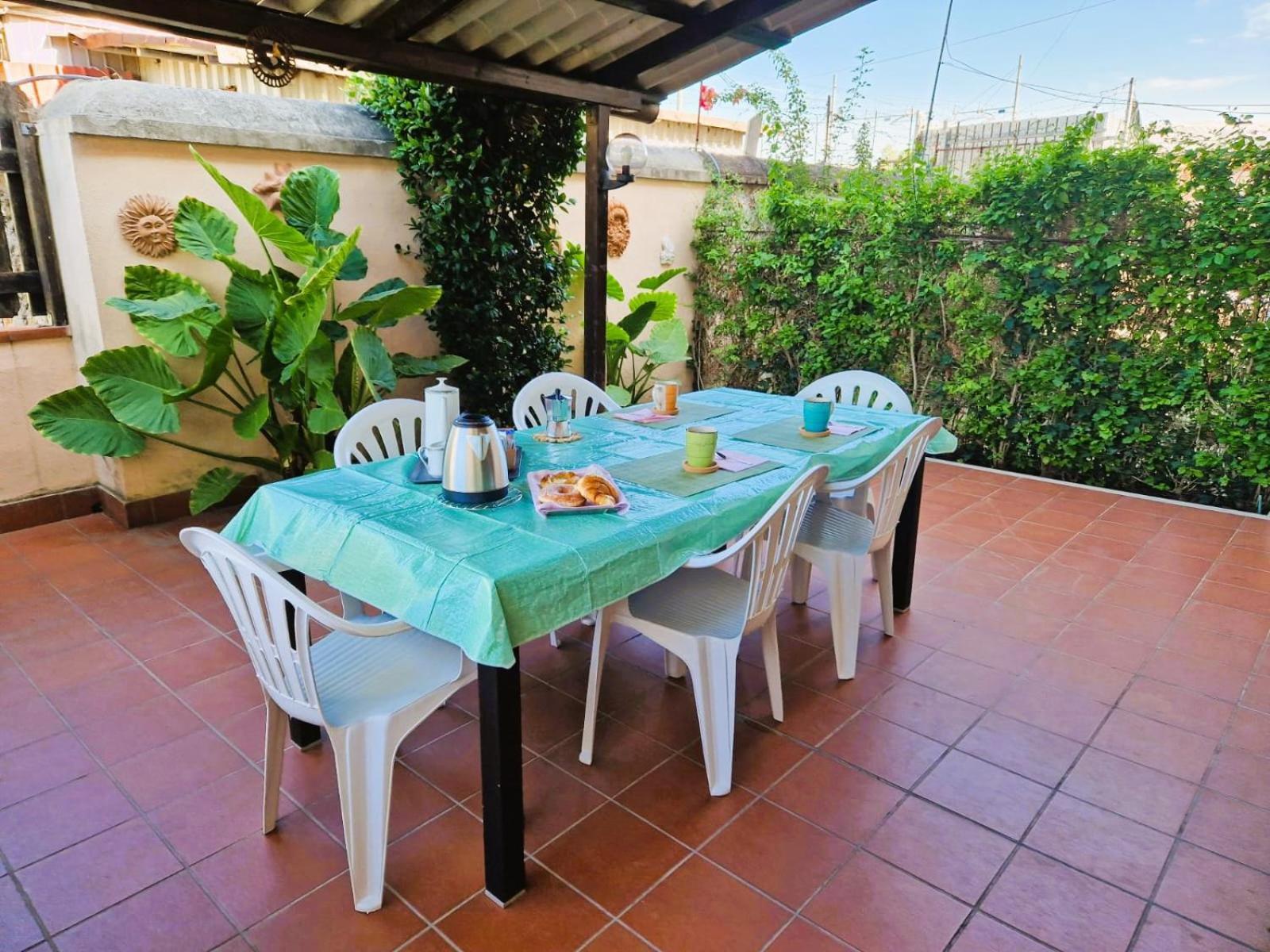 Appartamento Per Chi Ama Prendere Il Caffe In Terrazzo روما المظهر الخارجي الصورة
